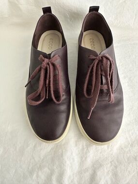 Ecco Burgundy Plum Oxblood Leather Comfort Lace-Up Oxfords Walking Shoes